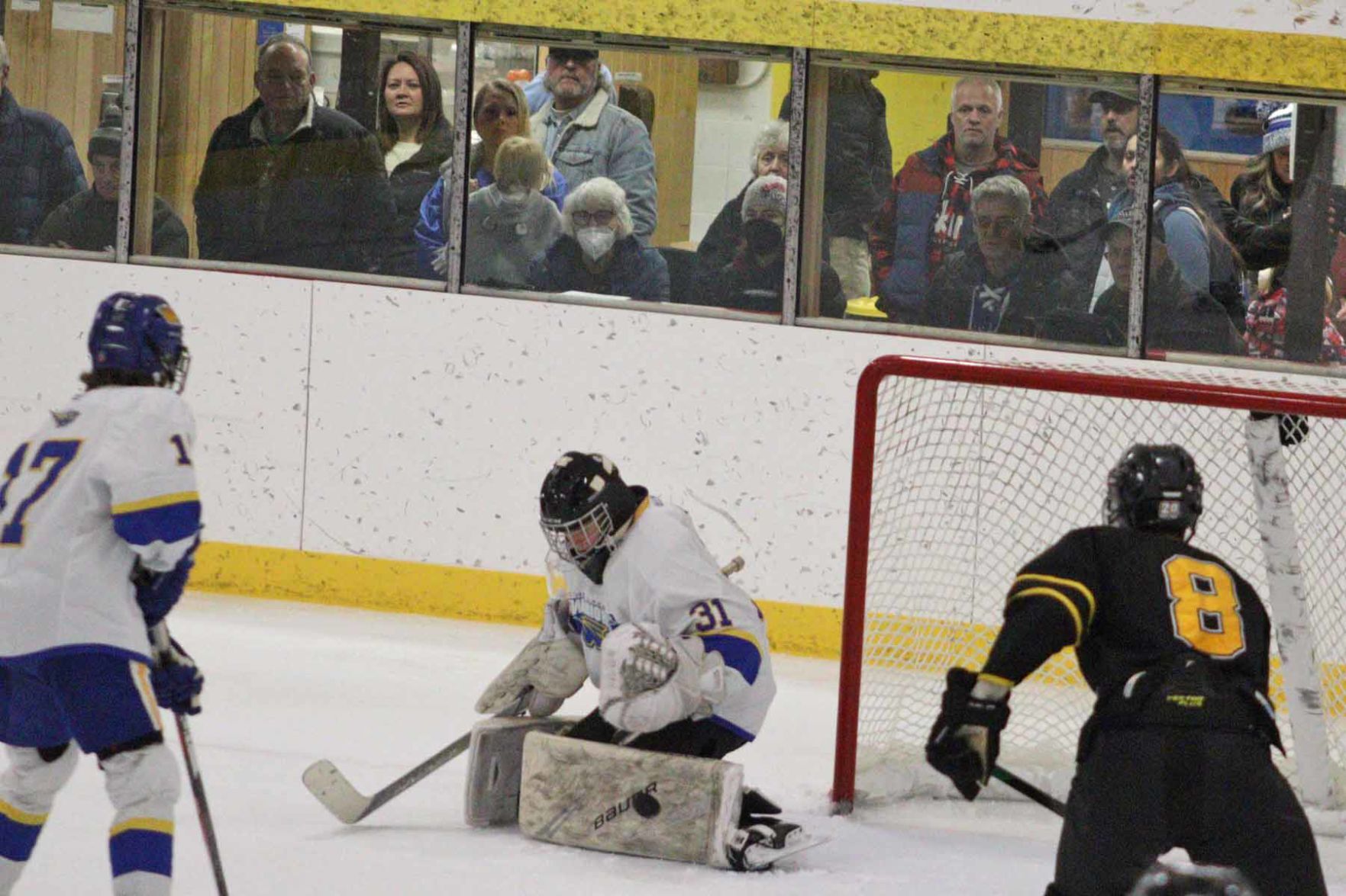 Rice Lake boys hockey vs. Hayward 12-17-22